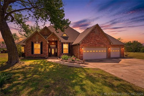 4732 W 171st Street S, Glenpool, OK, 74033 | Card Image