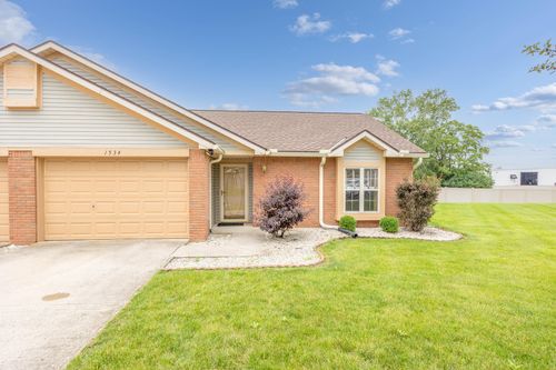 1534 Cross Pointe Cir, Bellefontaine, OH, 43311-9004 | Card Image