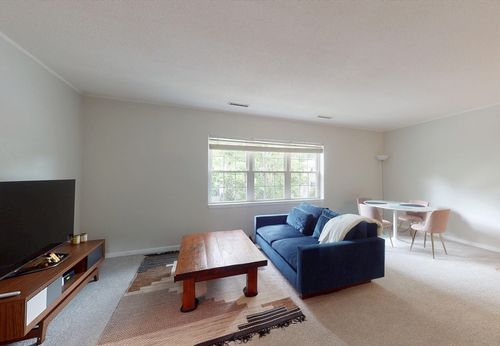 4-133 Lake Shore Rd, Boston, MA, 02135-6320 | Card Image