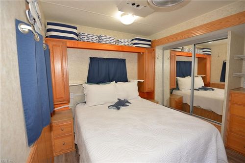 222-3665 Sandpiper Rd, Virginia Beach, VA, 23456-4476 | Card Image