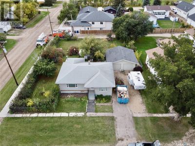 302 4 Ave, House other with 2 bedrooms, 1 bathrooms and null parking in Aberdeen SK | Image 3