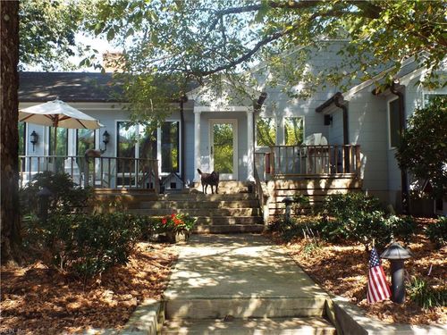 15050 White Meadow Rd, Boykins, VA, 23827-2033 | Card Image