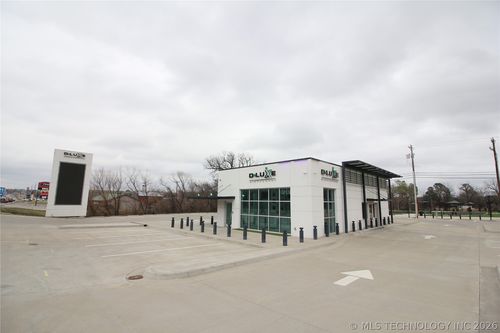 927 S Main St, Sapulpa, OK, 74066-5401 | Card Image