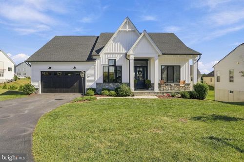 62 Ella Washington Ct, CHARLES TOWN, WV, 25414-2103 | Card Image