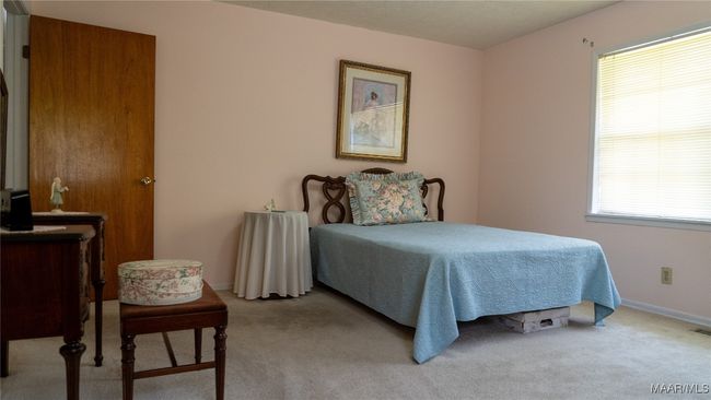 22 Daleview Cir, House other with 3 bedrooms, 3 bathrooms and null parking in Sylacauga AL | Image 34