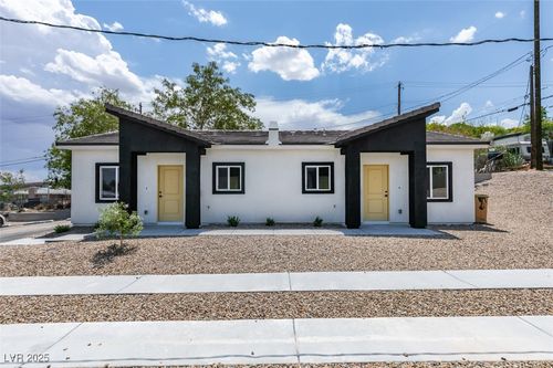 383 N 16th St, Las Vegas, NV, 89101-4176 | Card Image
