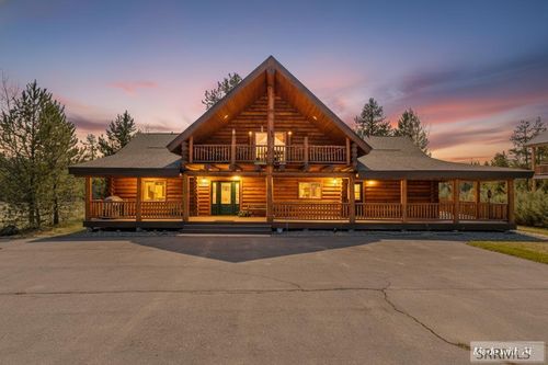 3922 Snow Cap Dr, Island Park, ID, 83429 | Card Image