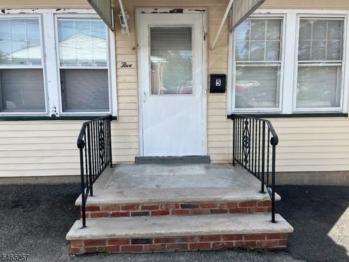 5 Burnham Rd, Morris Plains, NJ, 07950-1702 | Card Image