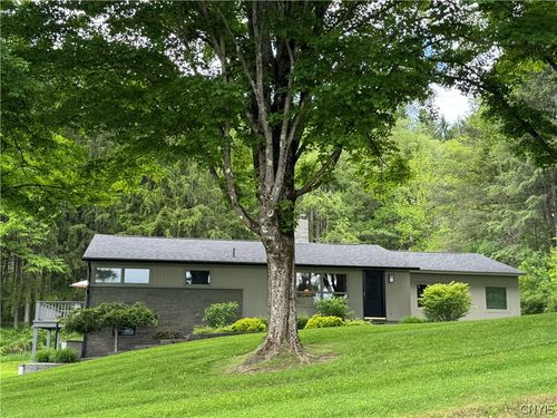 2729 W Hill Rd, Hamilton, NY, 13346-3105 | Card Image