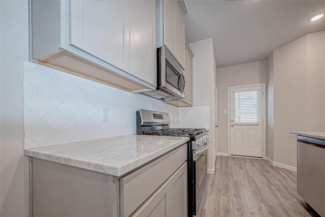 27076 Badger Way, House other with 3 bedrooms, 2 bathrooms and 2 parking in Magnolia TX | Image 17