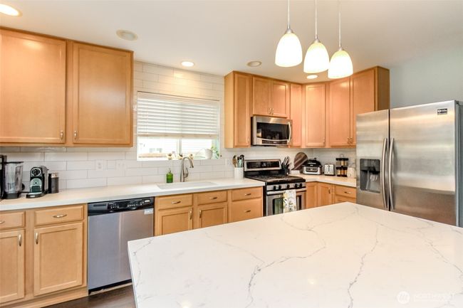 1194 Swan Loop, House other with 4 bedrooms, 3 bathrooms and 3 parking in Dupont WA | Image 8