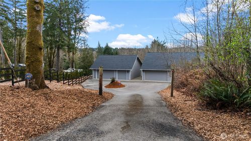 3333 Creek View Ct Se, Port Orchard, WA, 98366-1616 | Card Image