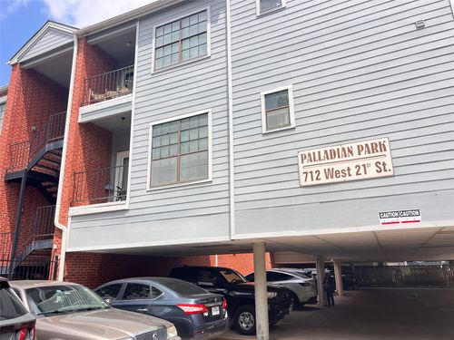 205-712 W 21st St, Austin, TX, 78705-5454 | Card Image