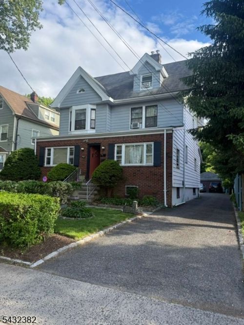 2-558 Argyle Ave, Orange, NJ, 07050-1009 | Card Image