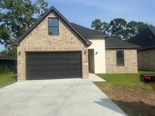 6298 Garner St, Groves, TX, 77619-4349 | Card Image