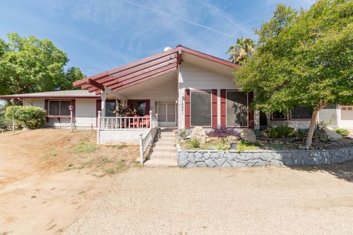 16601 Mustang Drive, Springville, CA, 93265 | Card Image