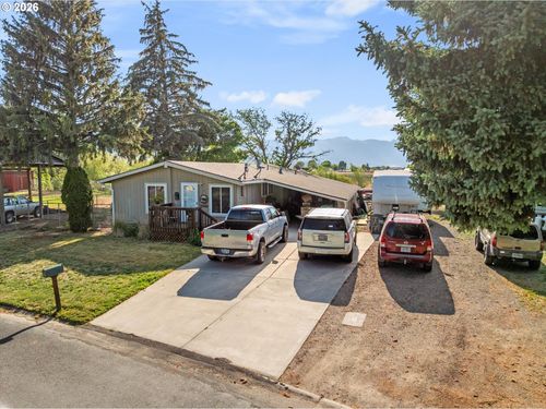 3855 Kirkway Dr, Baker City, OR, 97814-9730 | Card Image