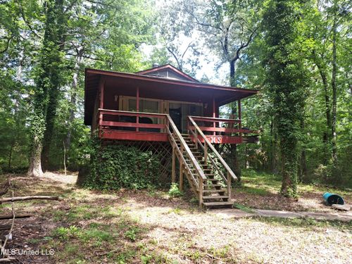 105 Friar Tuck Drive, Brandon, MS, 39042 | Card Image