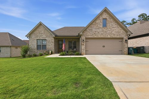 318 Rosemary Way, Little Rock, AR, 72223-8033 | Card Image