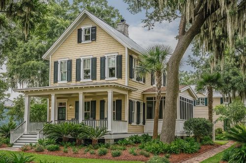 162 Coosaw Club Dr, Beaufort, SC, 29907-2143 | Card Image