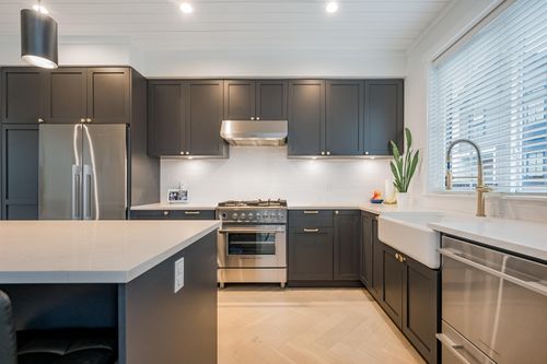 20-16565 24a Ave, Surrey, BC, V3Z1H7 | Card Image