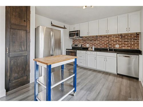 9142 Oberon Rd, Arvada, CO, 80004-5222 | Card Image