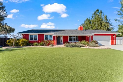 1515 Dias Dr, San Martin, CA, 95046 | Card Image