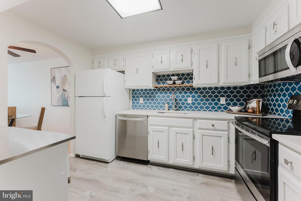Residential in MCLEAN 2