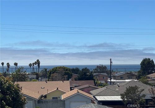 2761 Hemlock Ave, Morro Bay, CA, 93442-1430 | Card Image