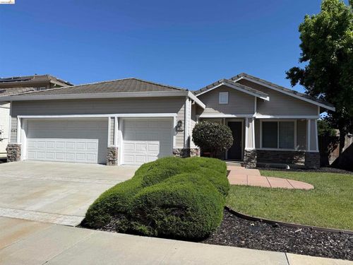 1067 Somersby Way, Brentwood, CA, 94513-6801 | Card Image