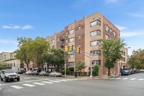 2c-2520 John F Kennedy Blvd, Jersey City, NJ, 07304-2054 | Card Image