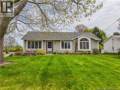 29 Oak Crt, Sussex, NB, E4E2L7 | Card Image