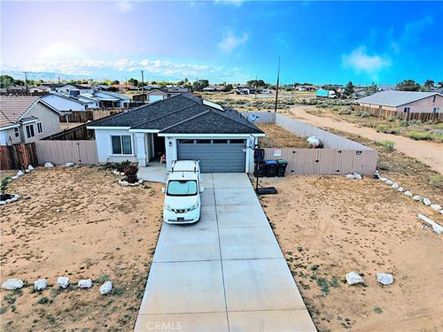 9161 Lime Ave, California City, CA, 93505-3541 | Card Image