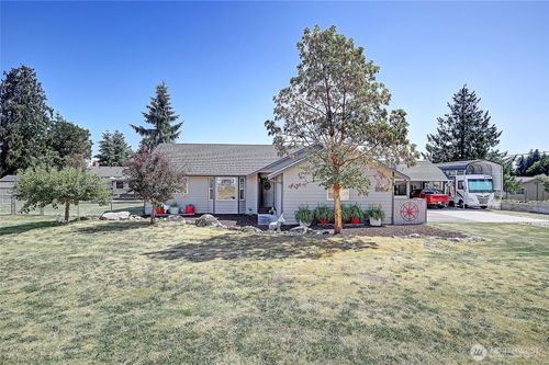 1985 Elhardt St, Camano Island, WA, 98282-8365 | Card Image