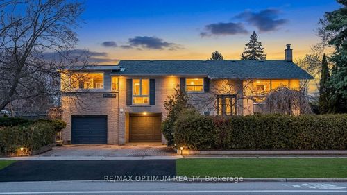 1 Dundee Dr, North York, ON, M3J1H5 | Card Image