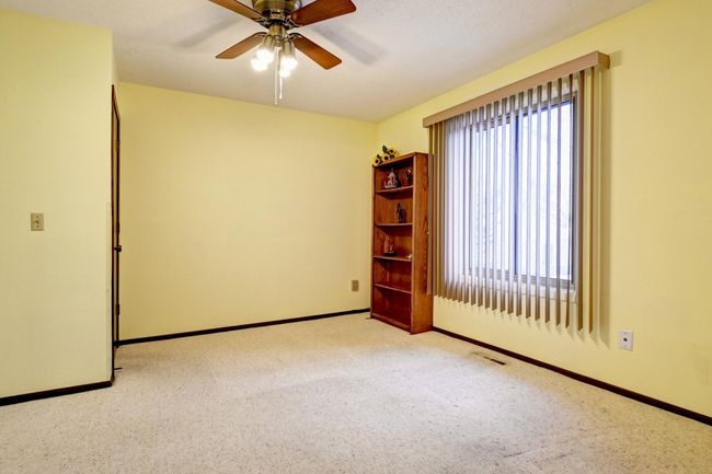 Versatile den provides option for a third bedroom | Image 8