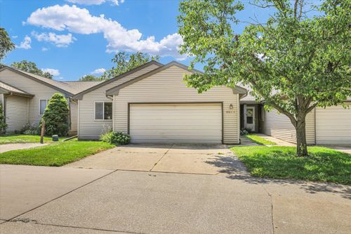 a-1801 Glenwood Oaks Ct, Urbana, IL, 61801 | Card Image