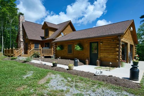 567 Weeks Rd Nw, Floyd, VA, 24091-3101 | Card Image