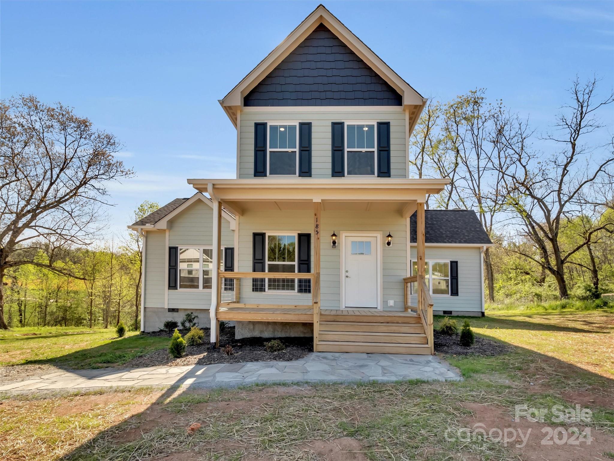 Ridge View Dr, Clyde, NC 28721