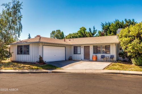 26 Freedom Pl, Buellton, CA, 93427-9545 | Card Image
