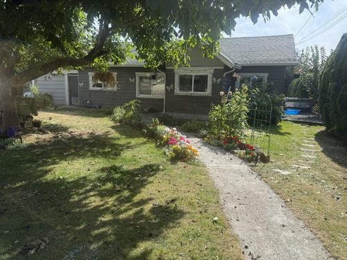 46612 Maple Avenue, Chilliwack, BC, V2P2K2 | Card Image