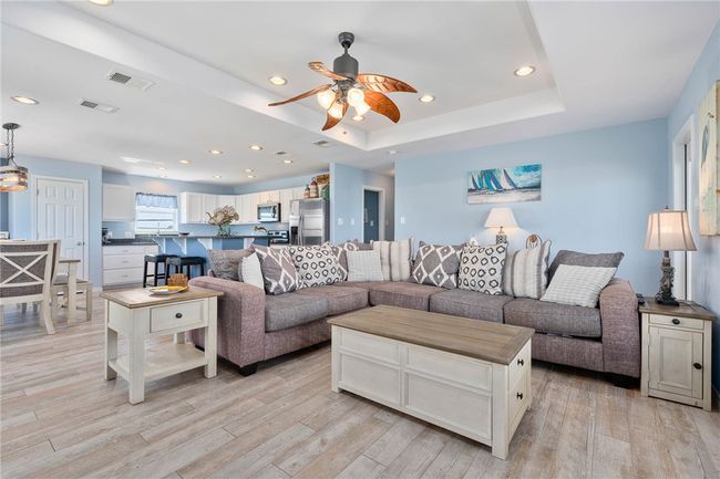 646 Copano Ridge Rd, House other with 5 bedrooms, 3 bathrooms and 5 parking in Rockport TX | Image 13