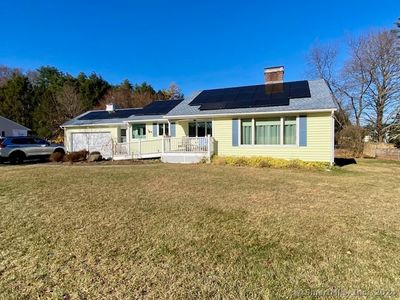 32 Juniper Road, House other with 3 bedrooms, 2 bathrooms and null parking in Bristol CT | Image 2