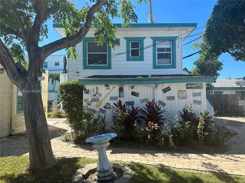 apt-4-4249 Bougainvilla Dr, Lauderdale By The Sea, FL, 33308-5077 | Card Image