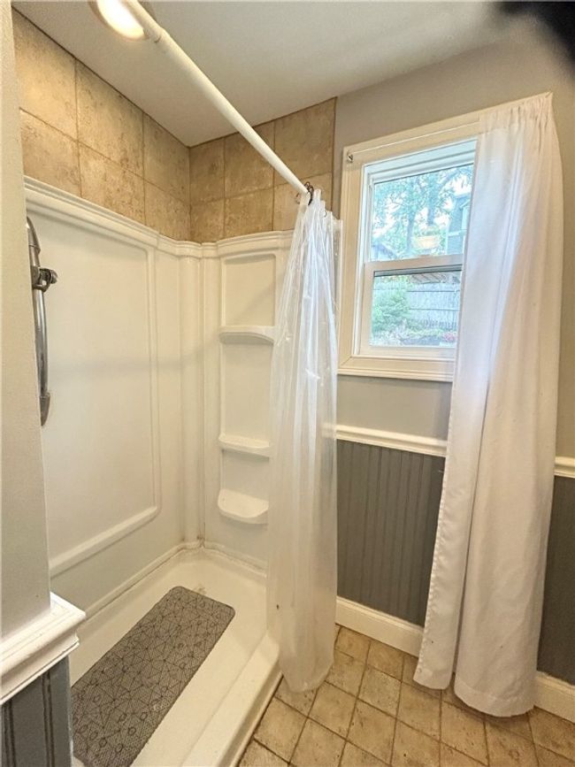 25 Tecumseh St, House other with 3 bedrooms, 2 bathrooms and null parking in Providence RI | Image 18