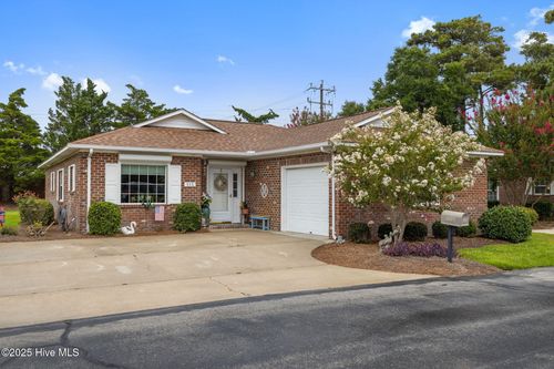 112 Bay Club Cir, Morehead City, NC, 28557-9618 | Card Image