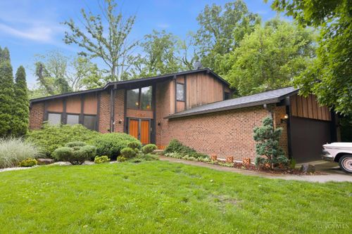 2056 Persimmon Ct, Cincinnati, OH, 45231 | Card Image