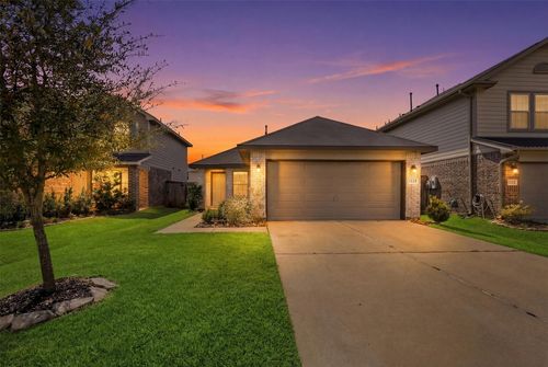 1223 Blue Hazel Ct, Pinehurst, TX, 77362-1130 | Card Image