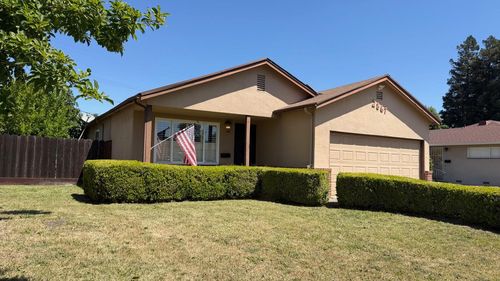 2867 Christina Ave, Stockton, CA, 95204-1415 | Card Image