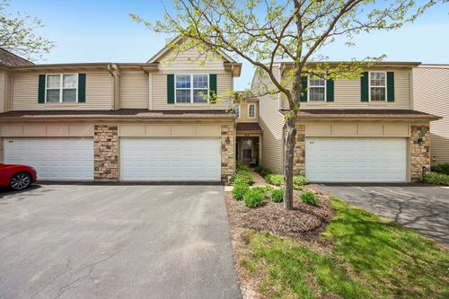 612 Shakespeare Dr, Grayslake, IL, 60030-3371 | Card Image